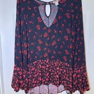 Mossimo Supply Co Black and Red Blouse